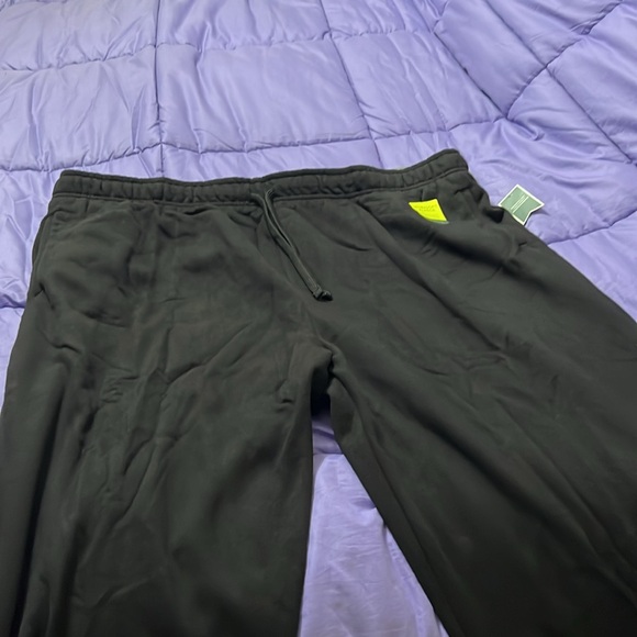 New TEK Gear 3XL Black Jogging Pants - Picture 3 of 3